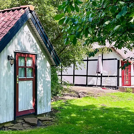 Дом отдыха Renovated 1872 Country Estate On South Langeland Bagenkop